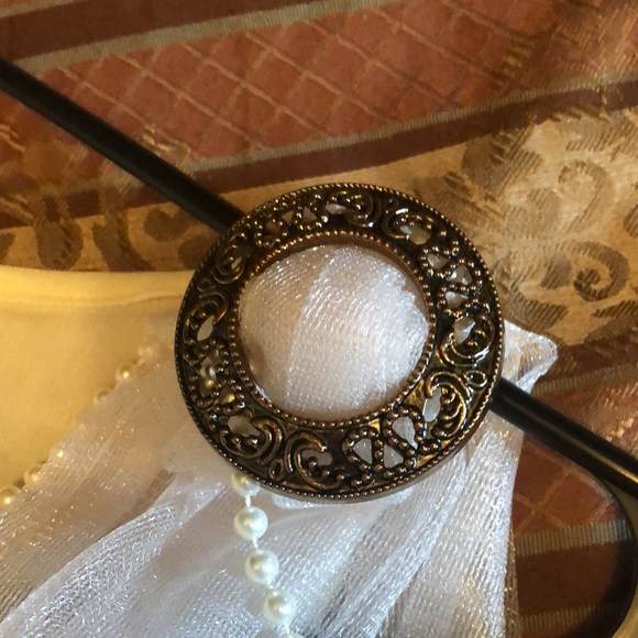 Roman dress with gold leaf laurel headpiece - never worn - stretchy 8 to 12 size - Picture 4 of 7